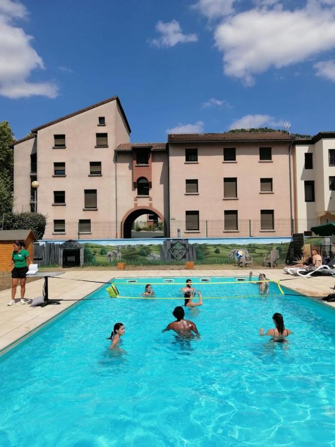 Hotel Cap Vert En Aveyron Saint-Affrique Eksteriør bilde